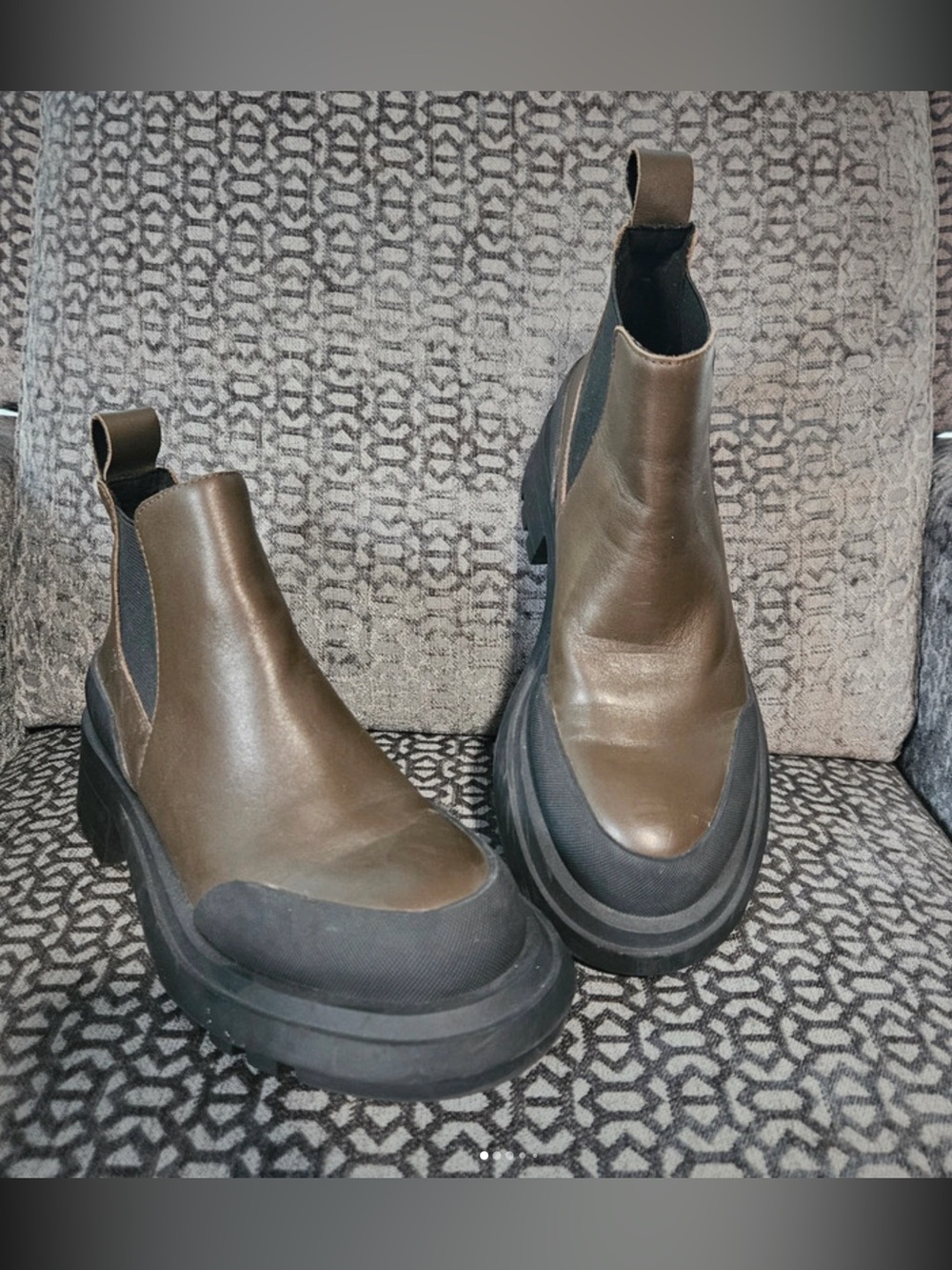 Zara Chunky Chelsea Boot, Sz 6.5, EC